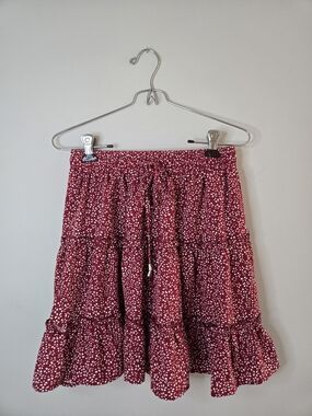 Women’s dark red + white boho tiered a-line printed skirt, elastic waist, small